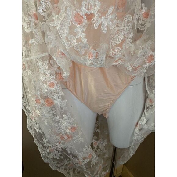 For Love and Lemons Tessa White Floral Appliqué Embroidered Midi Dress Sz M $369 - Picture 10 of 16